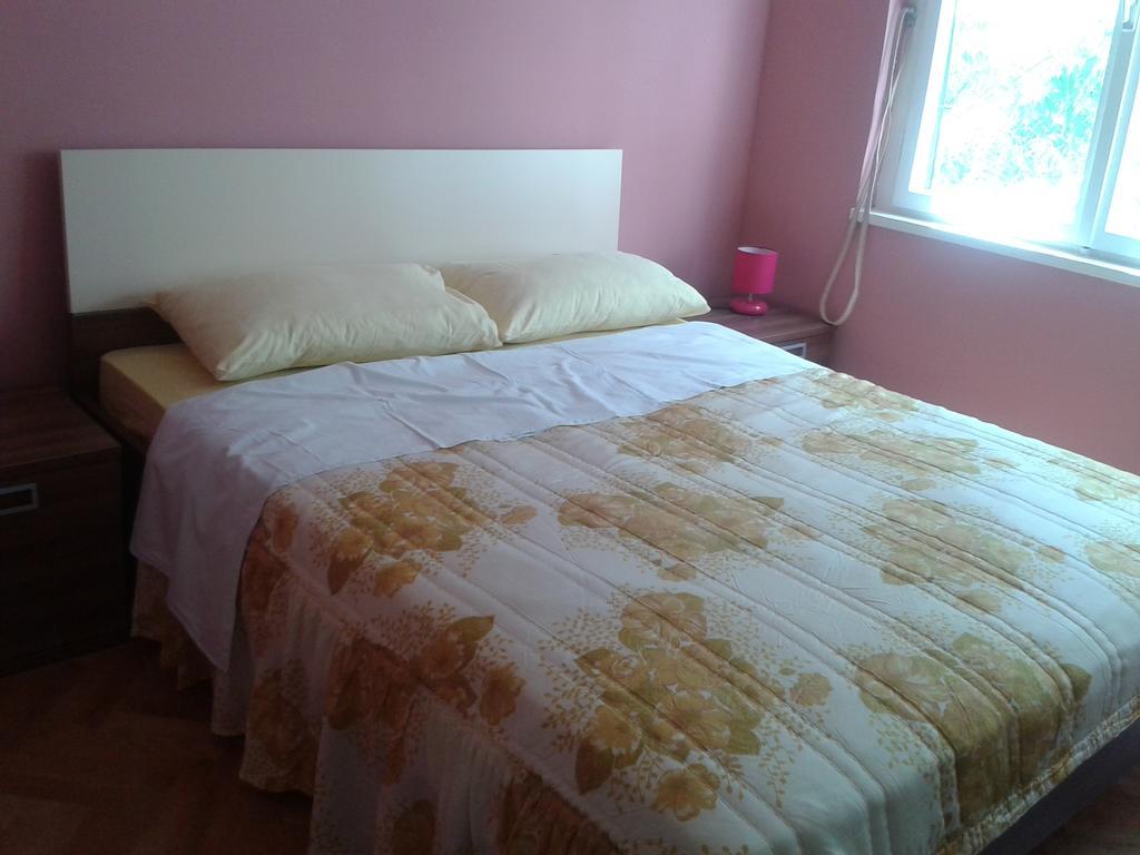 Apartment Mery Trogir Oda fotoğraf